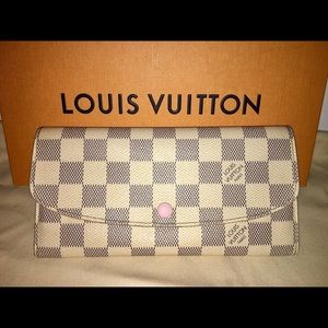 Louis Vuitton Damier Azul Emilie Wallet
